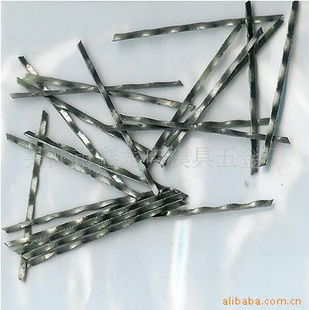 建筑建材與機(jī)械設(shè)備 現(xiàn)代城市建設(shè)的雙引擎