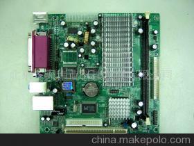 查詢機核心動力 潛入式無風扇主板的工業智慧